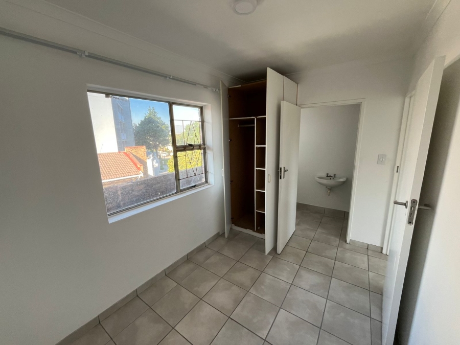 To Let 1 Bedroom Property for Rent in Table View Western Cape